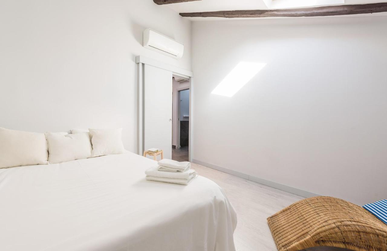 Apartament Bohemian 2bedroom Attic In Lavapies *